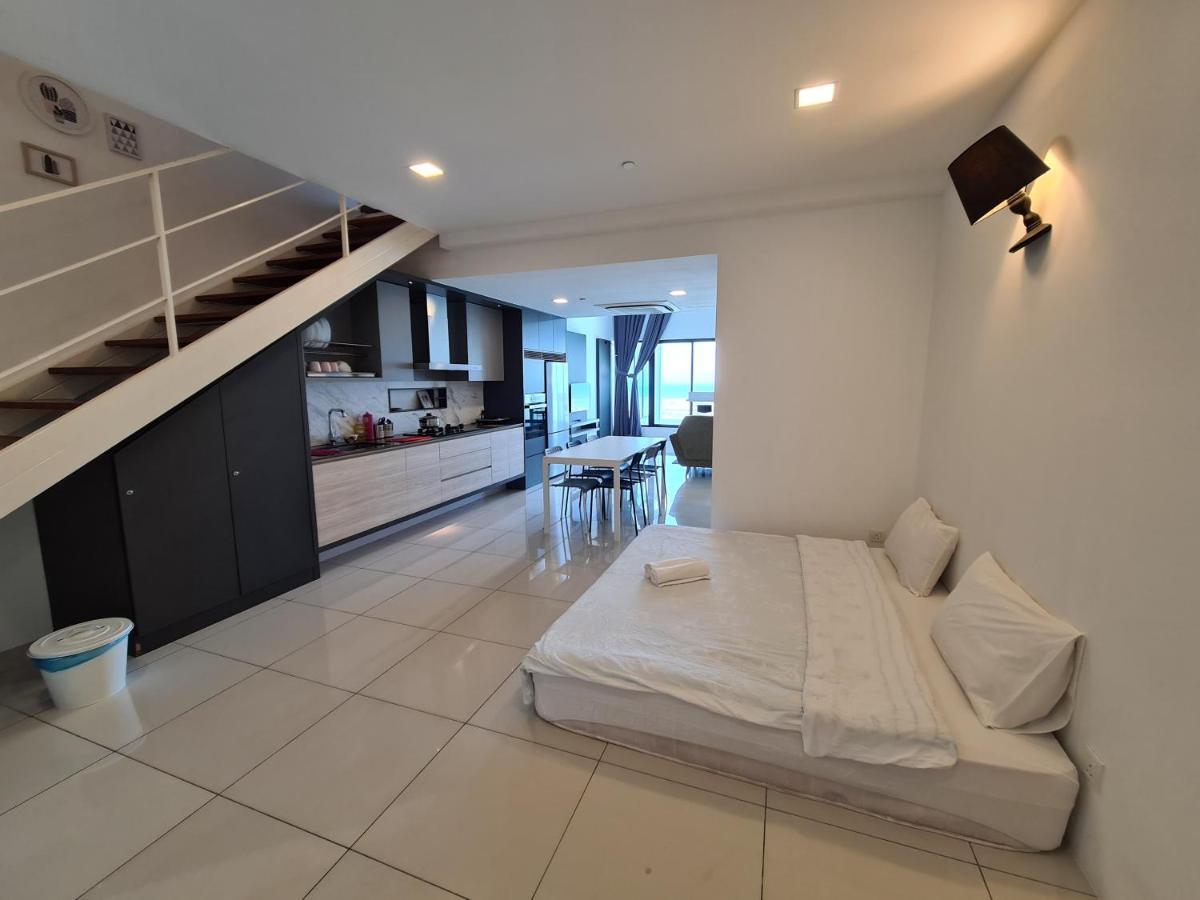 Sunrise Gurney Premium Executive City/Seafront Suite - Penang Джорджтаун Экстерьер фото