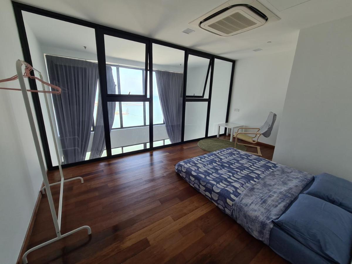 Sunrise Gurney Premium Executive City/Seafront Suite - Penang Джорджтаун Экстерьер фото