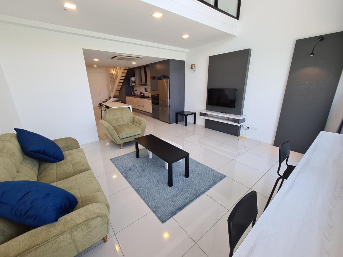 Sunrise Gurney Premium Executive City/Seafront Suite - Penang Джорджтаун Экстерьер фото