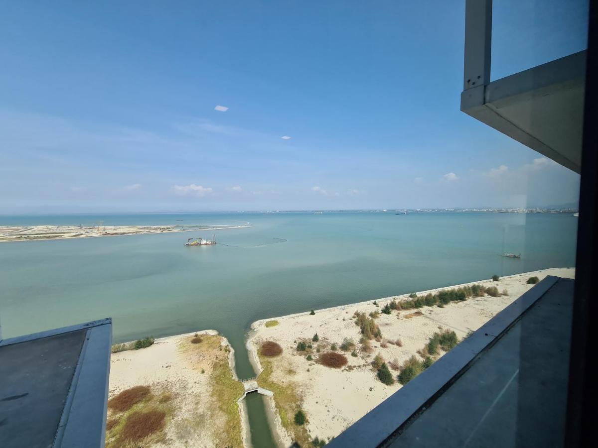 Sunrise Gurney Premium Executive City/Seafront Suite - Penang Джорджтаун Экстерьер фото