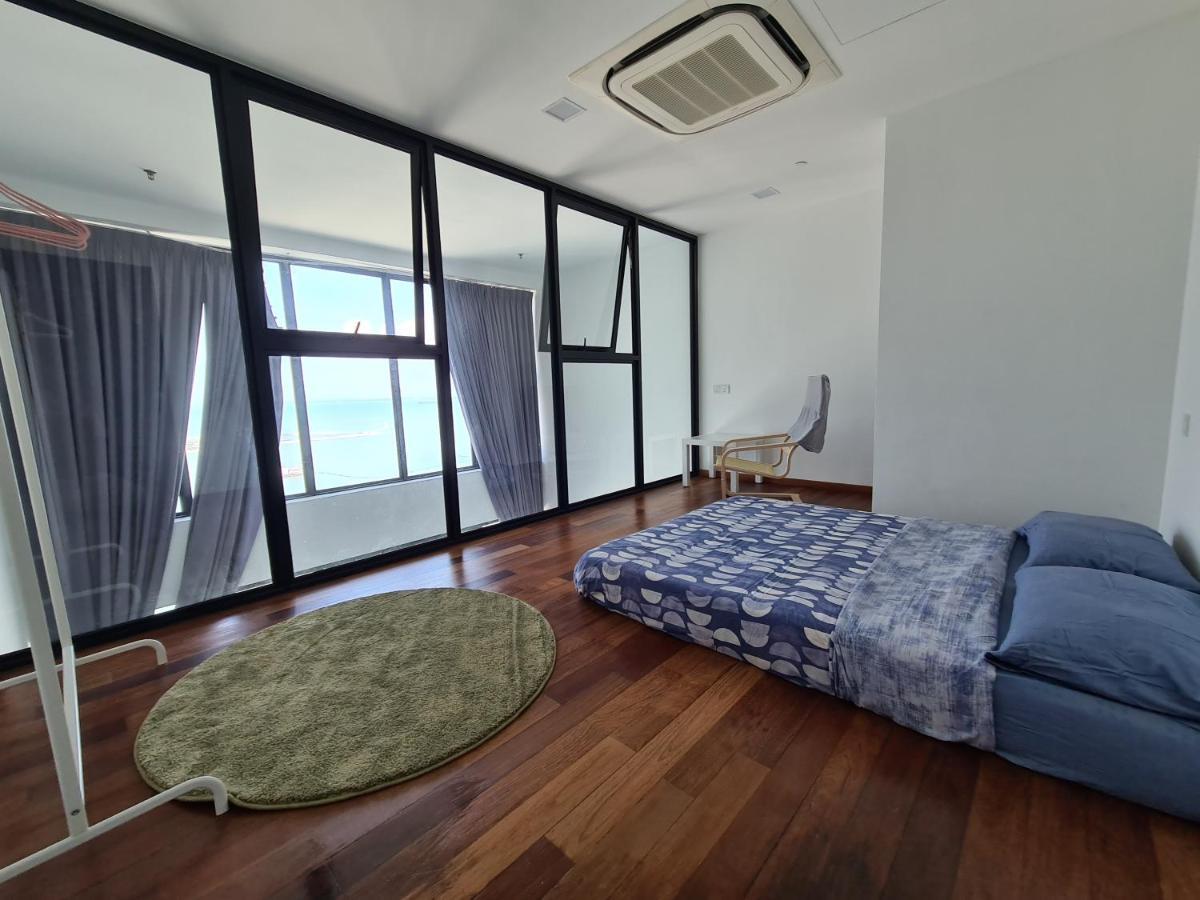 Sunrise Gurney Premium Executive City/Seafront Suite - Penang Джорджтаун Экстерьер фото