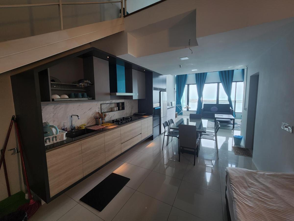 Sunrise Gurney Premium Executive City/Seafront Suite - Penang Джорджтаун Экстерьер фото