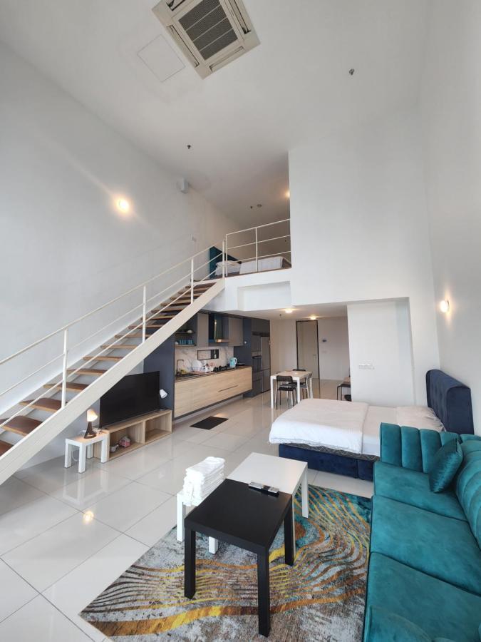 Sunrise Gurney Premium Executive City/Seafront Suite - Penang Джорджтаун Экстерьер фото