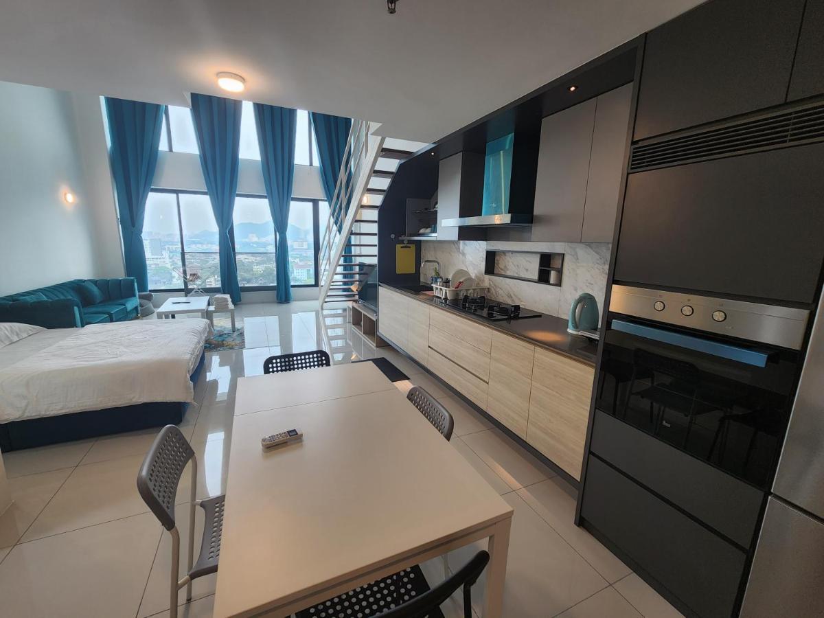 Sunrise Gurney Premium Executive City/Seafront Suite - Penang Джорджтаун Экстерьер фото